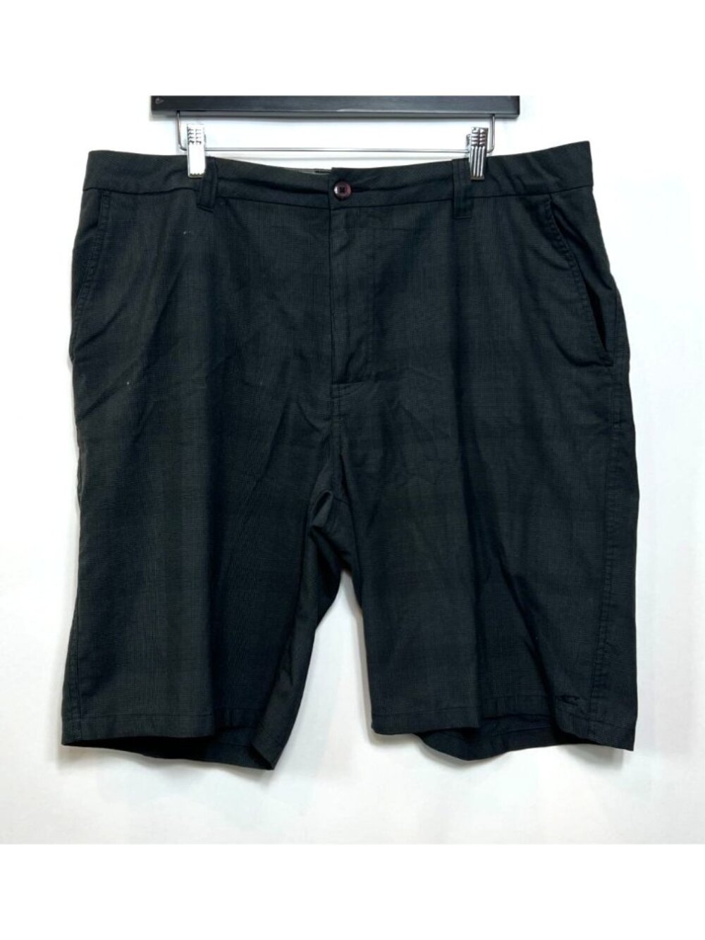O'Neill Flat Front Shorts Size 38 Black Blue Plaid Polyester Viscose Lightweight